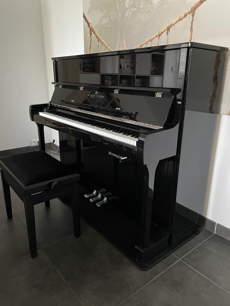 Piano WGS 120